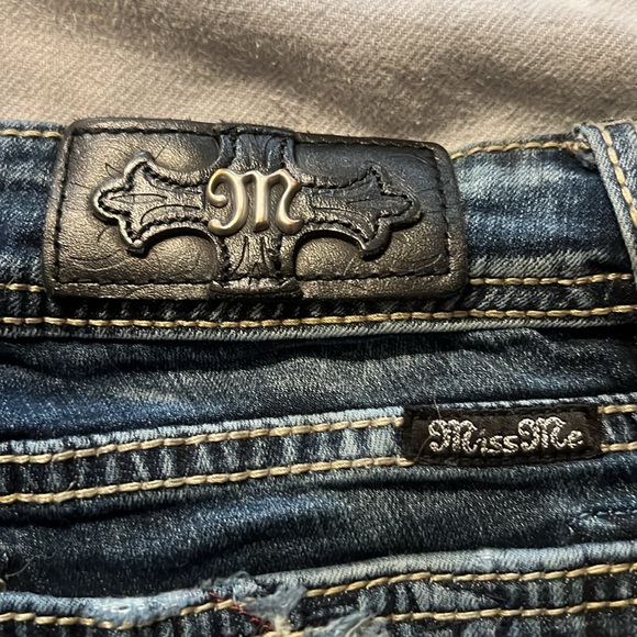 Miss Me Jeans - Picture 2 of 8